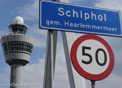 Normal_schiphol_bord